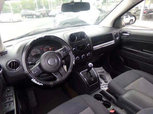 Used 2016 Jeep Compass Sport w/ Power Value Group FWD image 16