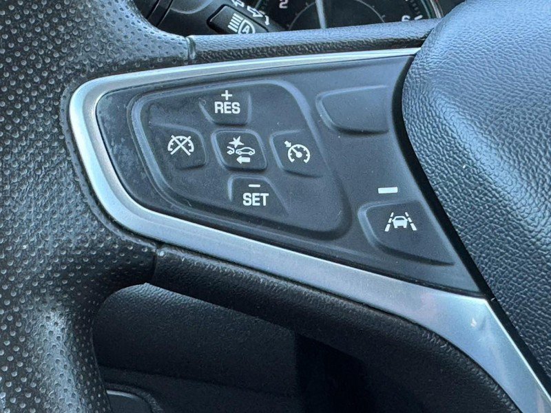 Used 2023 Chevrolet Equinox LT AWD/4WD image 16