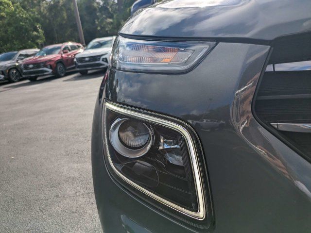 Certified 2024 Hyundai Venue Limited FWD image 10