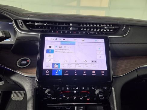 Certified 2025 Jeep Grand Cherokee L Summit image 18