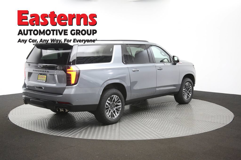 Used 2025 Chevrolet Suburban Z71 AWD/4WD image 46