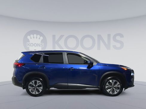Used 2023 Nissan Rogue SV w/ SV Premium B Package image 12