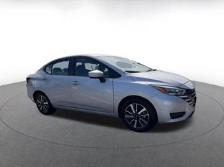 Used 2025 Nissan Versa SV FWD video 2