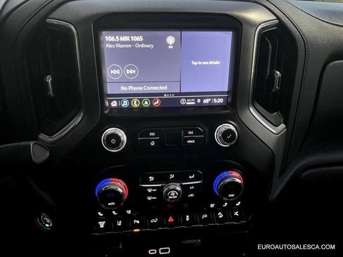 Used 2021 GMC Sierra 2500 Denali w/ Denali Ultimate Package image 28