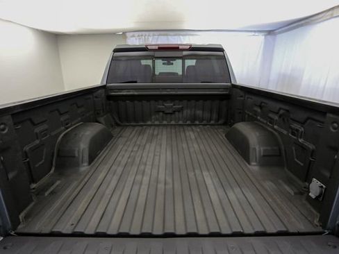 Used 2021 Chevrolet Silverado 1500 LT Trail Boss w/ Convenience Package II AWD/4WD image 40