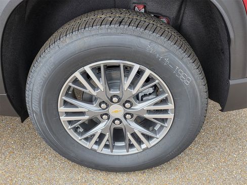 New 2026 Chevrolet Traverse LT w/ Driver Confidence Package image 27