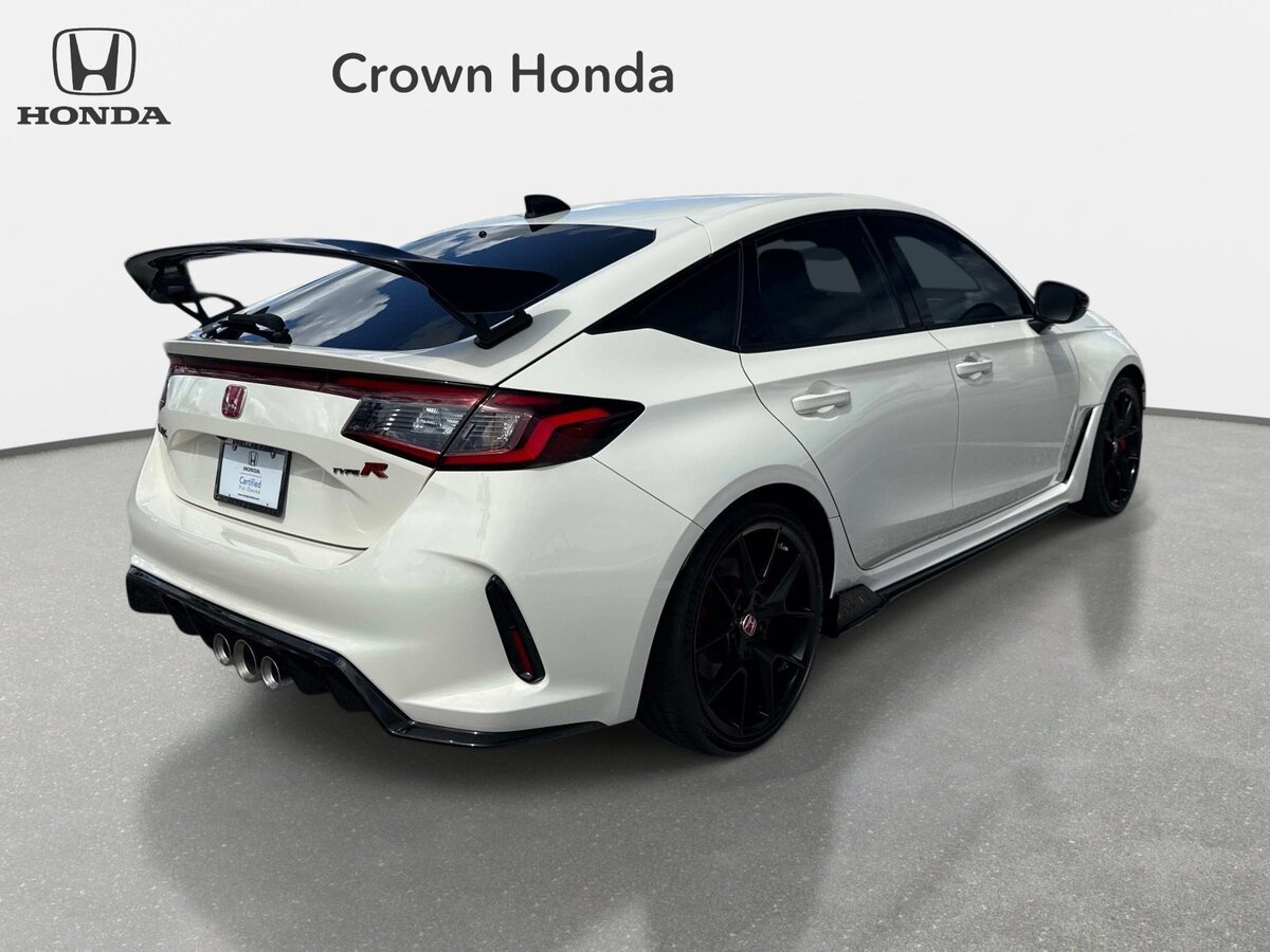 Used 2025 Honda Civic Type R image 4