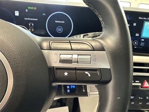 Used 2025 Hyundai Tucson SEL image 8