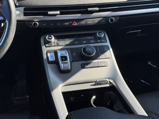 Used 2024 Hyundai Palisade SEL FWD image 17