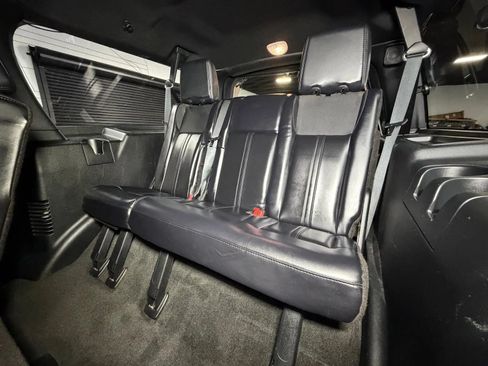 Used 2017 Lincoln Navigator L Select RWD image 18