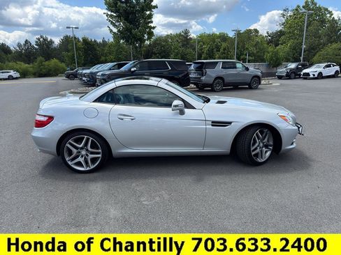 Used 2013 Mercedes-Benz SLK 250 image 8