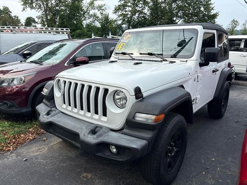 Used 2019 Jeep Wrangler Sport AWD/4WD image 1