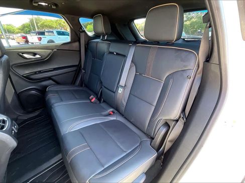 Used 2023 Chevrolet Blazer Premier w/ Driver Confidence II Package FWD image 21