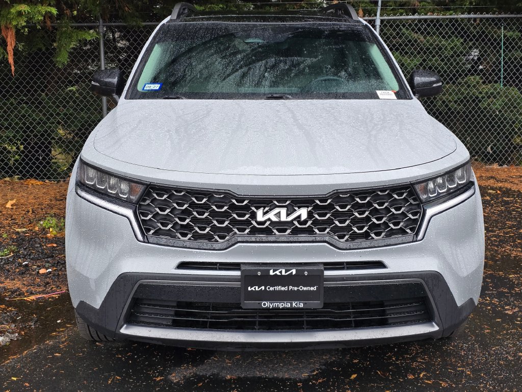 Certified 2023 Kia Sorento S w/ Panoramic Sunroof Package AWD/4WD image 2