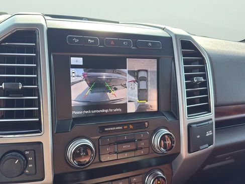 Used 2019 Ford F150 King Ranch w/ Equipment Group 601A Luxury AWD/4WD image 14