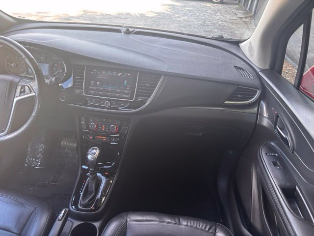 Used 2019 Buick Encore Essence FWD image 38