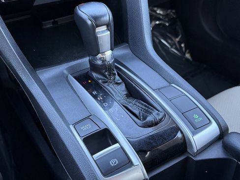 Used 2017 Honda Civic Touring image 30