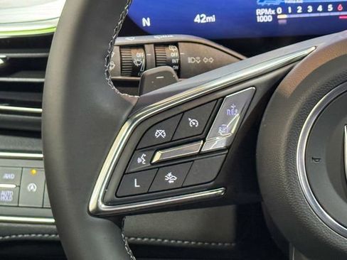 New 2025 Buick Enclave Preferred w/ Power Package image 33