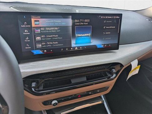 Used 2025 BMW 330i Sedan w/ Premium Package image 11