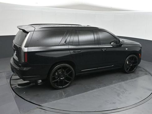Used 2025 Cadillac Escalade Sport w/ Touring Package AWD/4WD image 34