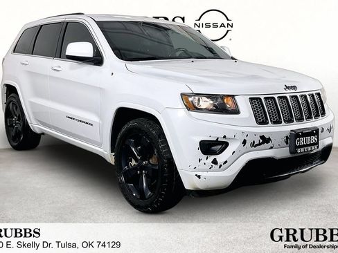 Used 2015 Jeep Grand Cherokee Altitude RWD image 1