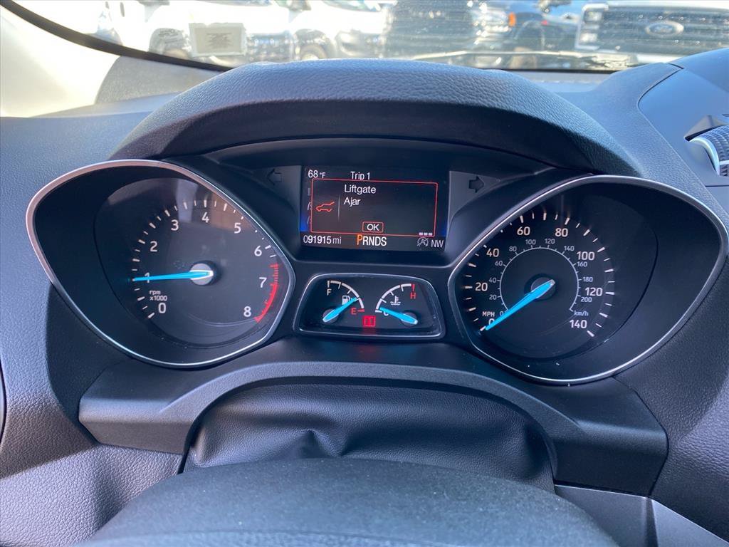 Used 2017 Ford Escape SE w/ Equipment Group 201A AWD/4WD image 19