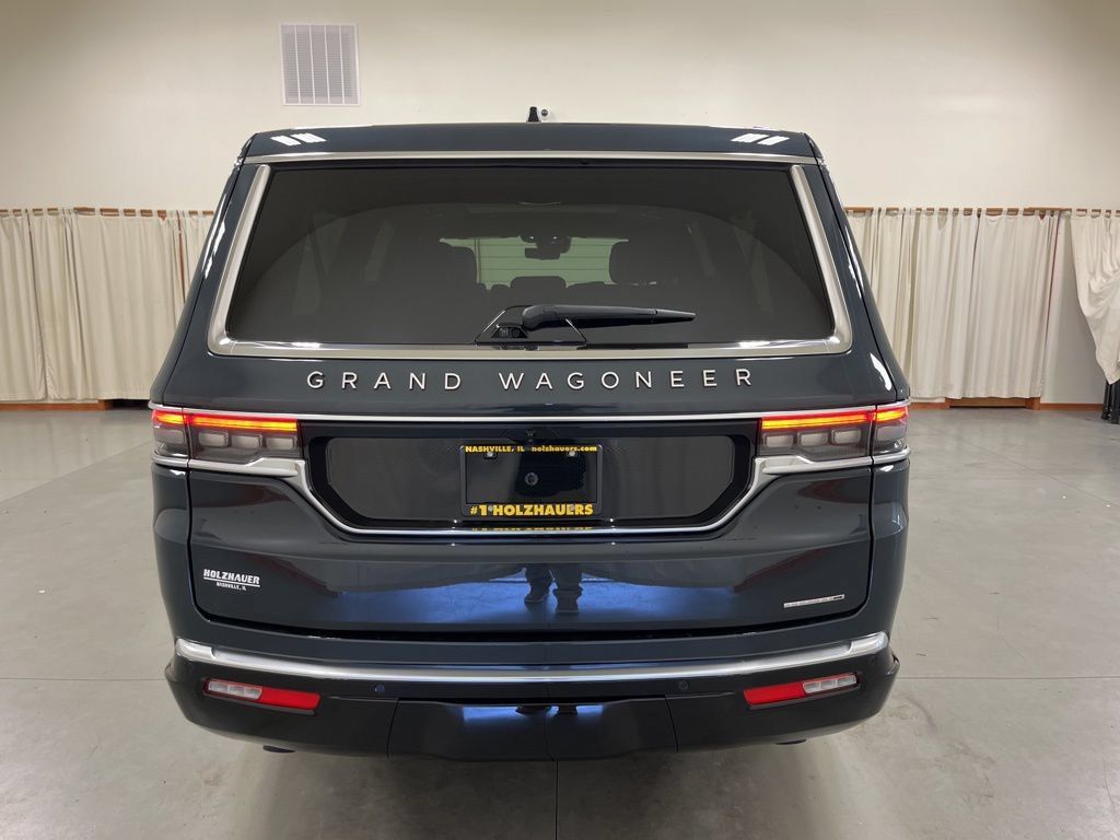 New 2024 Jeep Grand Wagoneer L Series III AWD/4WD image 7