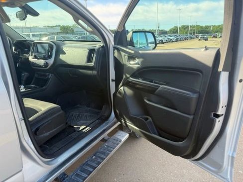 Used 2018 GMC Canyon SLE w/ SLE Convenience Package RWD image 23