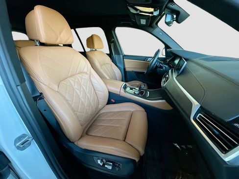 Certified 2023 BMW X5 sDrive40i w/ M Sport Package image 29