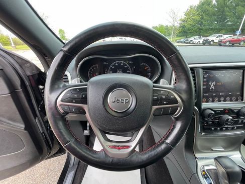 Used 2018 Jeep Grand Cherokee Trailhawk AWD/4WD image 37