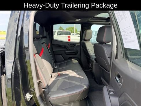 Used 2023 Chevrolet Colorado Z71 w/ Z71 Convenience Package 2 AWD/4WD image 10