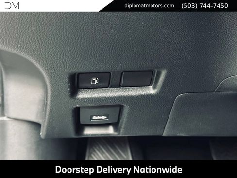 Used 2024 Lexus UX 250h F Sport AWD/4WD image 34
