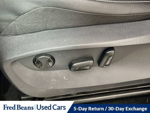 Used 2022 Volkswagen Tiguan SE R-Line AWD/4WD image 34