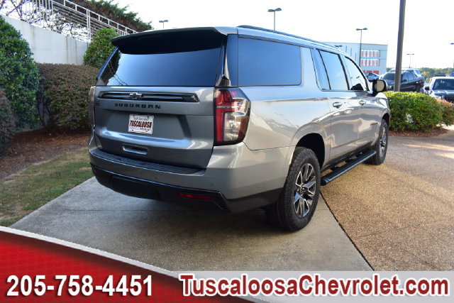 Used 2023 Chevrolet Suburban Z71 w/ Luxury Package AWD/4WD image 15