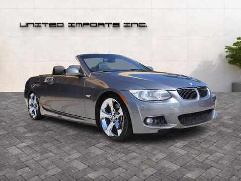 Used 2012 BMW 335i Convertible RWD image 7