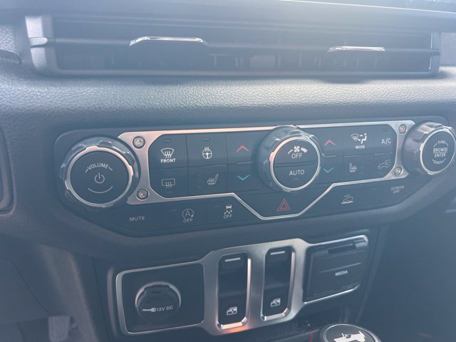 Used 2024 Jeep Wrangler Sport AWD/4WD image 7