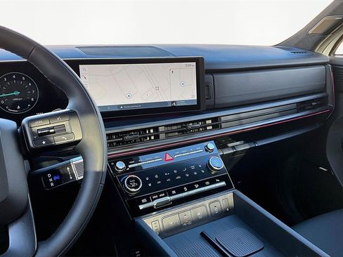 Used 2025 Hyundai Santa Fe Calligraphy image 6