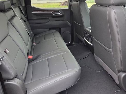New 2026 GMC Sierra 1500 SLT w/ SLT Premium Plus Package AWD/4WD image 14