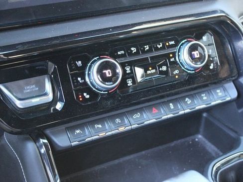 Used 2024 GMC Sierra 1500 AT4X image 24