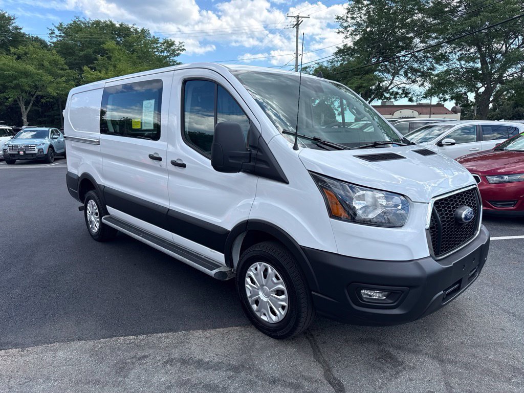 Used 2025 Ford Transit 250 Low Roof w/ Exterior Upgrade Package RWD image 3