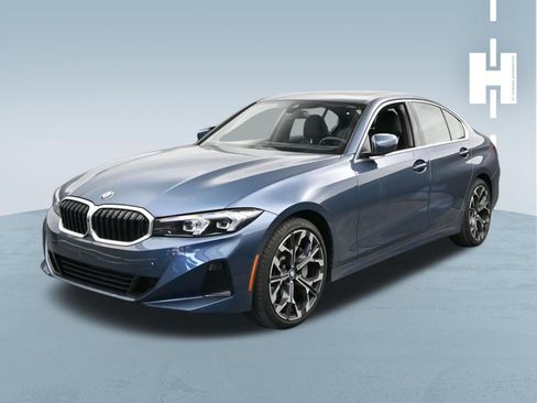 Used 2025 BMW 330i Sedan w/ M Sport Package RWD image 3