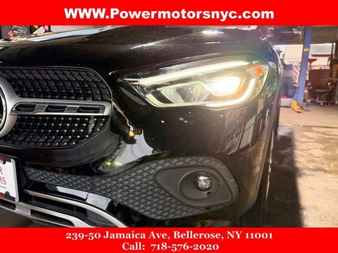 Used 2021 Mercedes-Benz GLA 250 4MATIC w/ Premium Package image 10