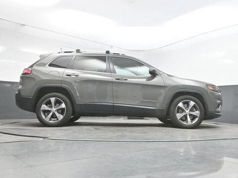 Used 2020 Jeep Cherokee Limited FWD image 50