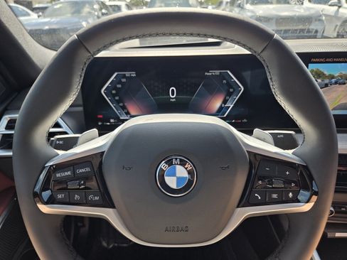 Certified 2025 BMW 330i Sedan RWD image 27