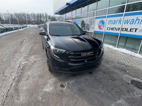 Certified 2021 GMC Terrain SLE w/ Driver Convenience Package image 2