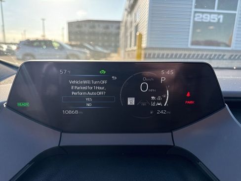 Used 2024 Toyota Prius XLE image 13