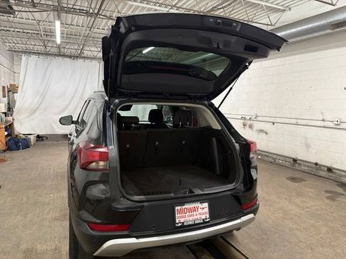 Used 2021 Chevrolet TrailBlazer LT w/ Convenience Package FWD image 7
