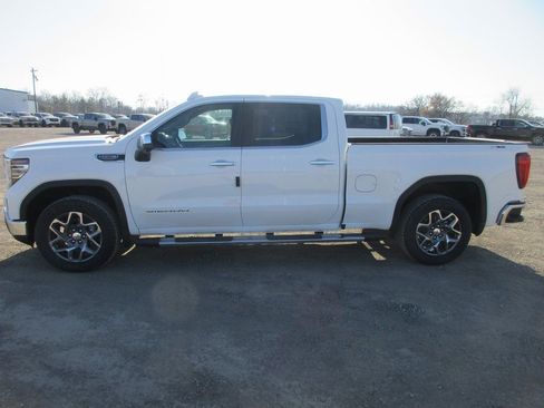 New 2026 GMC Sierra 1500 SLT w/ SLT Premium Plus Package AWD/4WD image 9