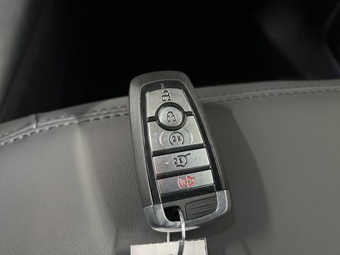 New 2026 Ford Expedition Active image 38