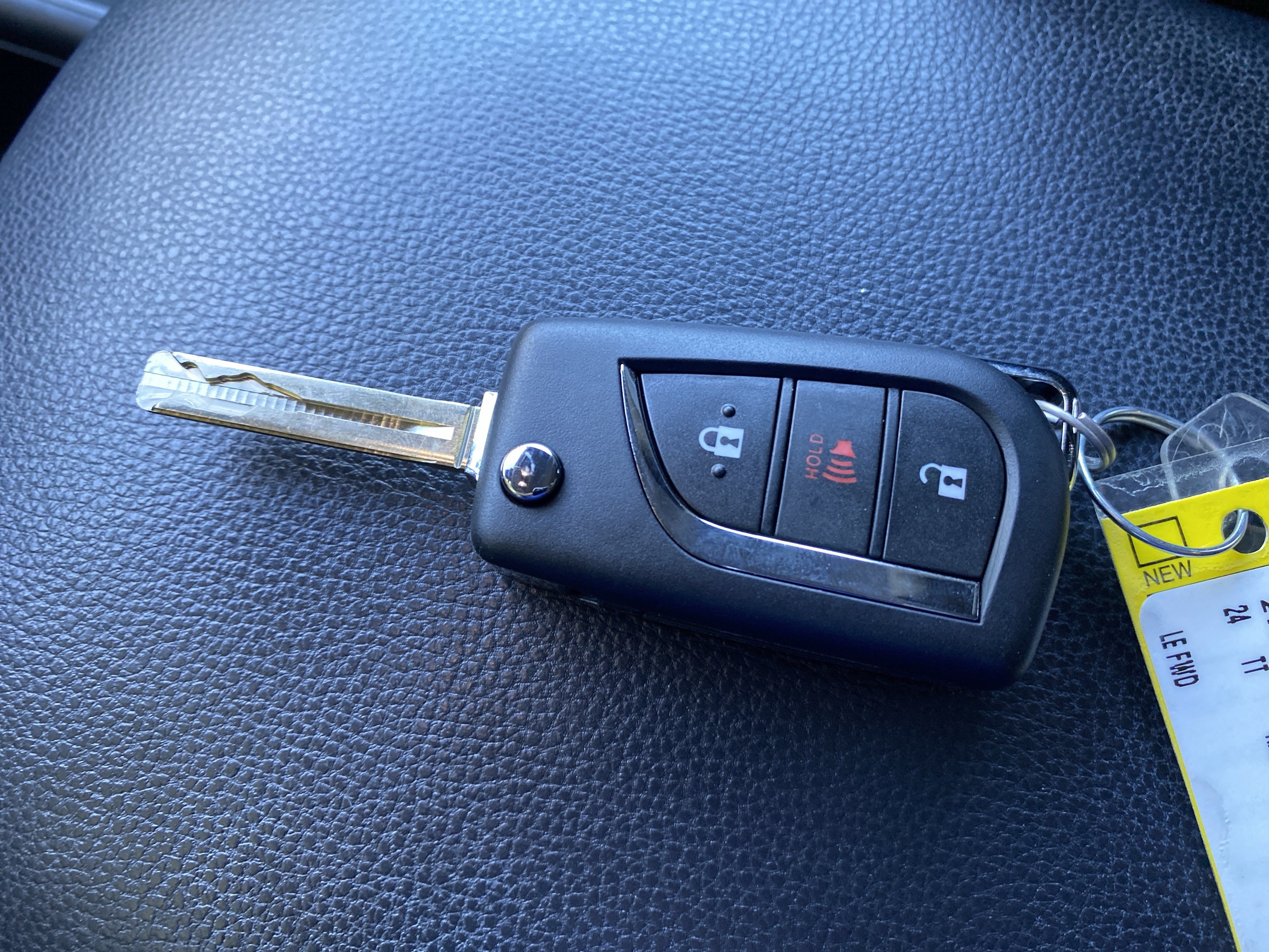 Used 2024 Toyota RAV4 LE FWD image 37